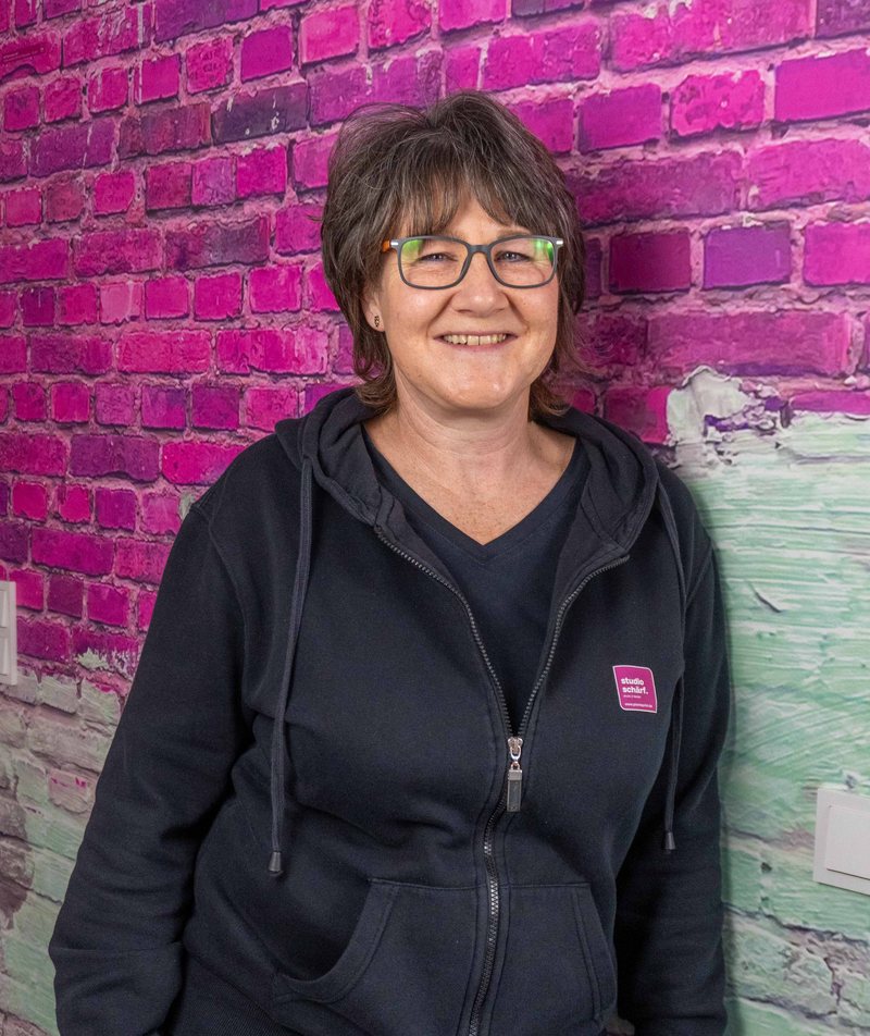 Nicole, Textildruck und Weiterverarbeitung